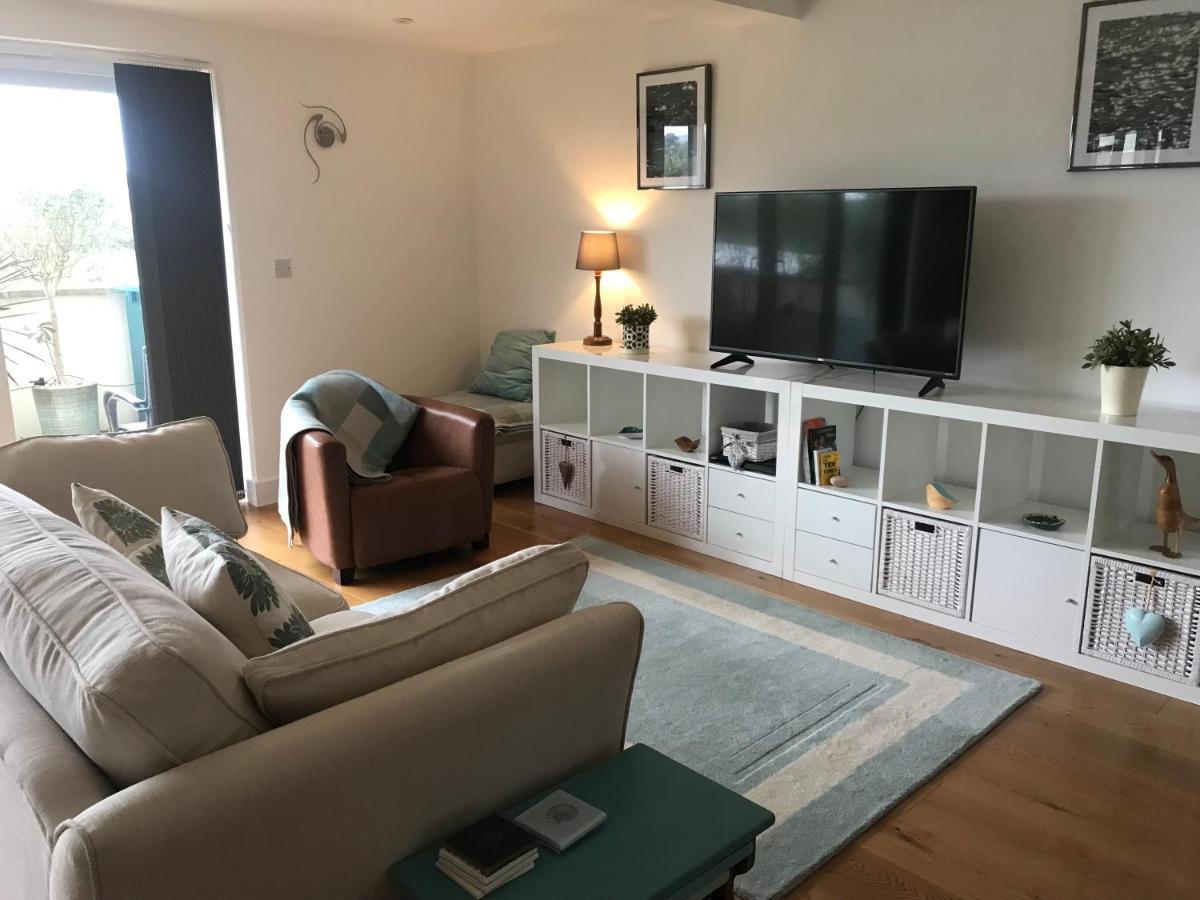 Modern Apartment With Stunning Views, Close To Amenities And St Ives Hayle Eksteriør bilde